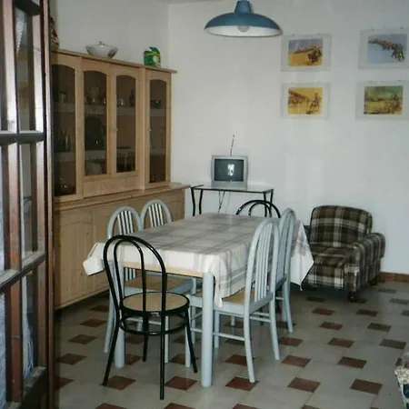 Relax 1 Semesterbostad *